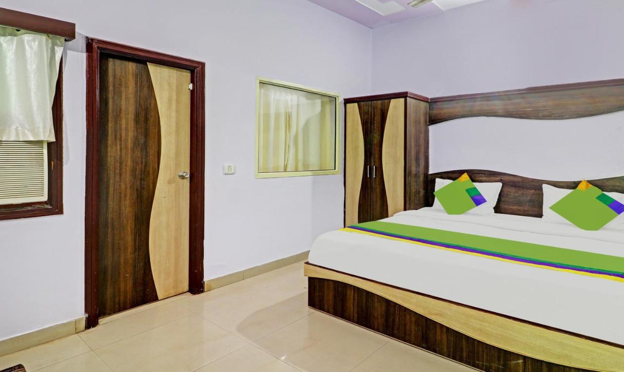 Hotel G B Palace Agra  Exterior photo