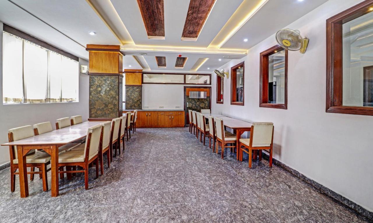 Hotel G B Palace Agra  Exterior photo